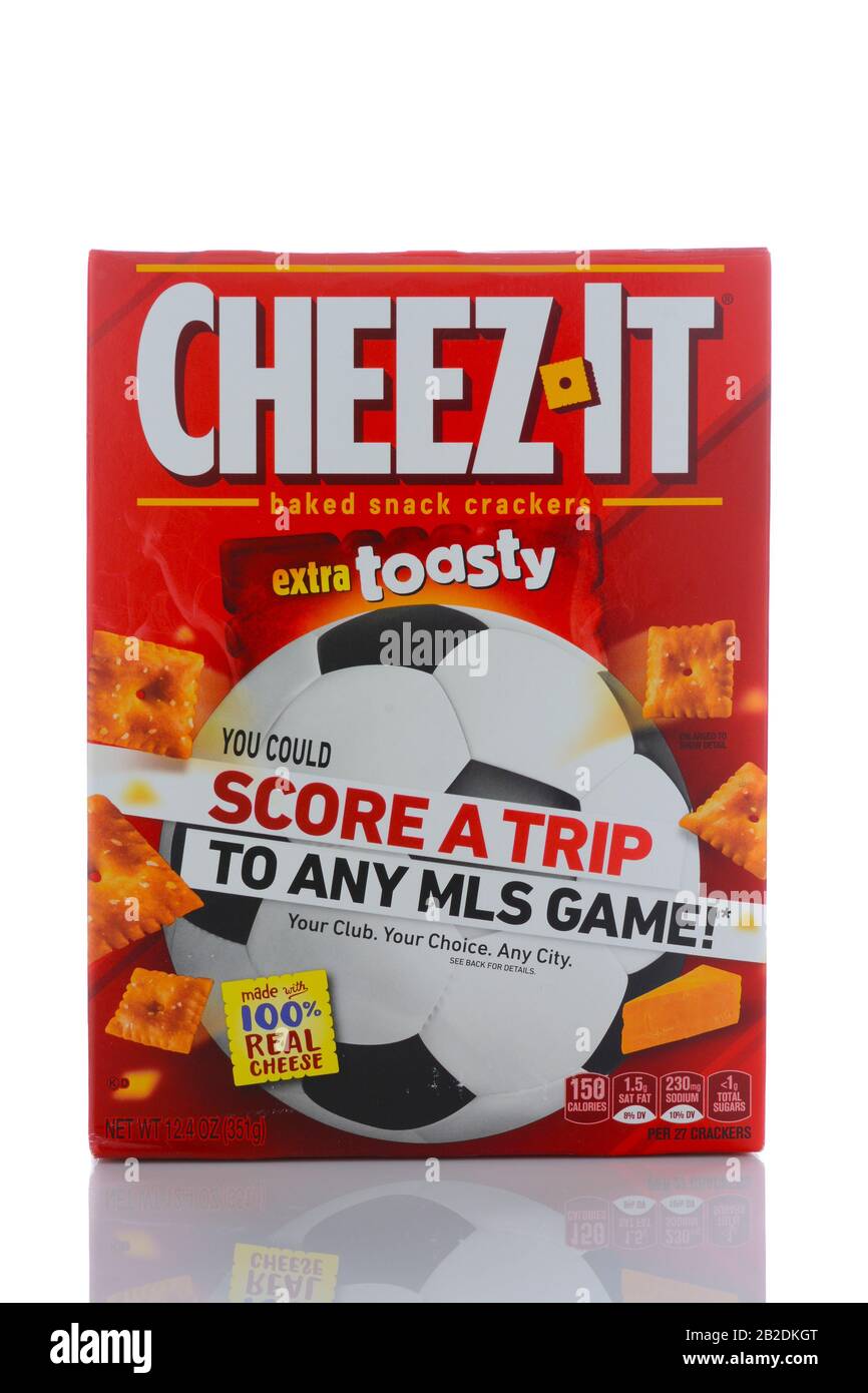 Irvine, CALIF - 12. SEPTEMBER 2018: Cheeze-It Extra Toasty Cracker von Kellogg vertrieben. Stockfoto