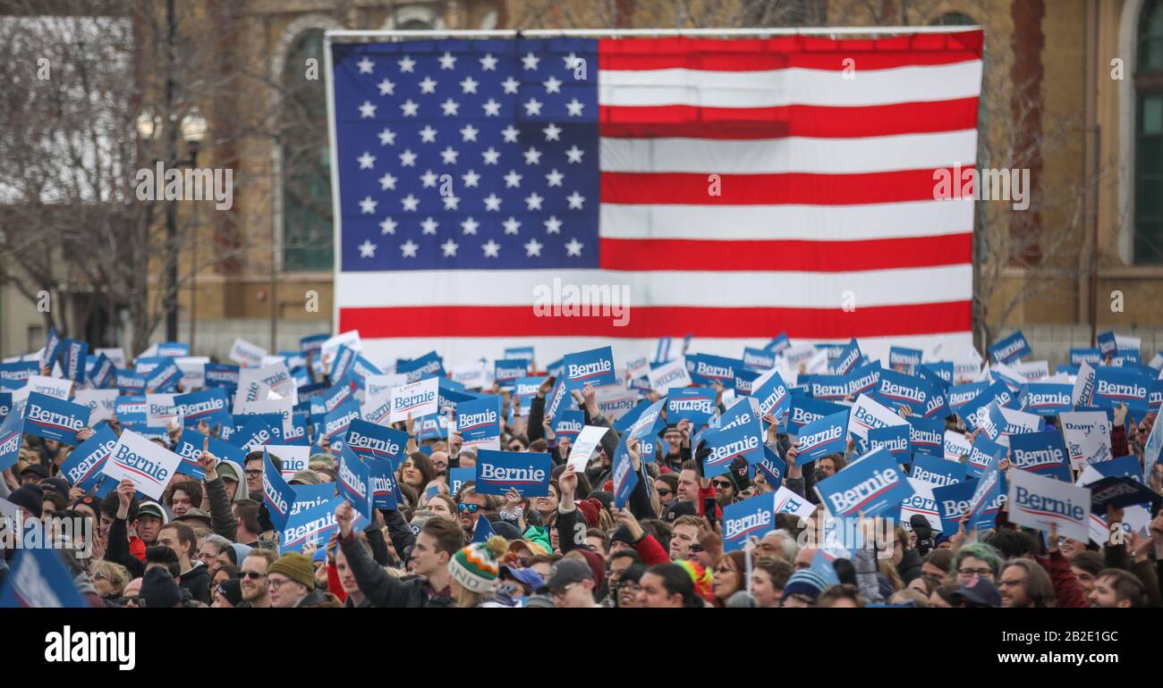 Salt Lake City, Vereinigte Staaten. März 2020. Die Menge der Anhänger bei einer Bernie Sanders Rally im Utah State Fair Park am 2. März 2020 in Salt Lake City, Utah. Credit: The Photo Access/Alamy Live News Stockfoto