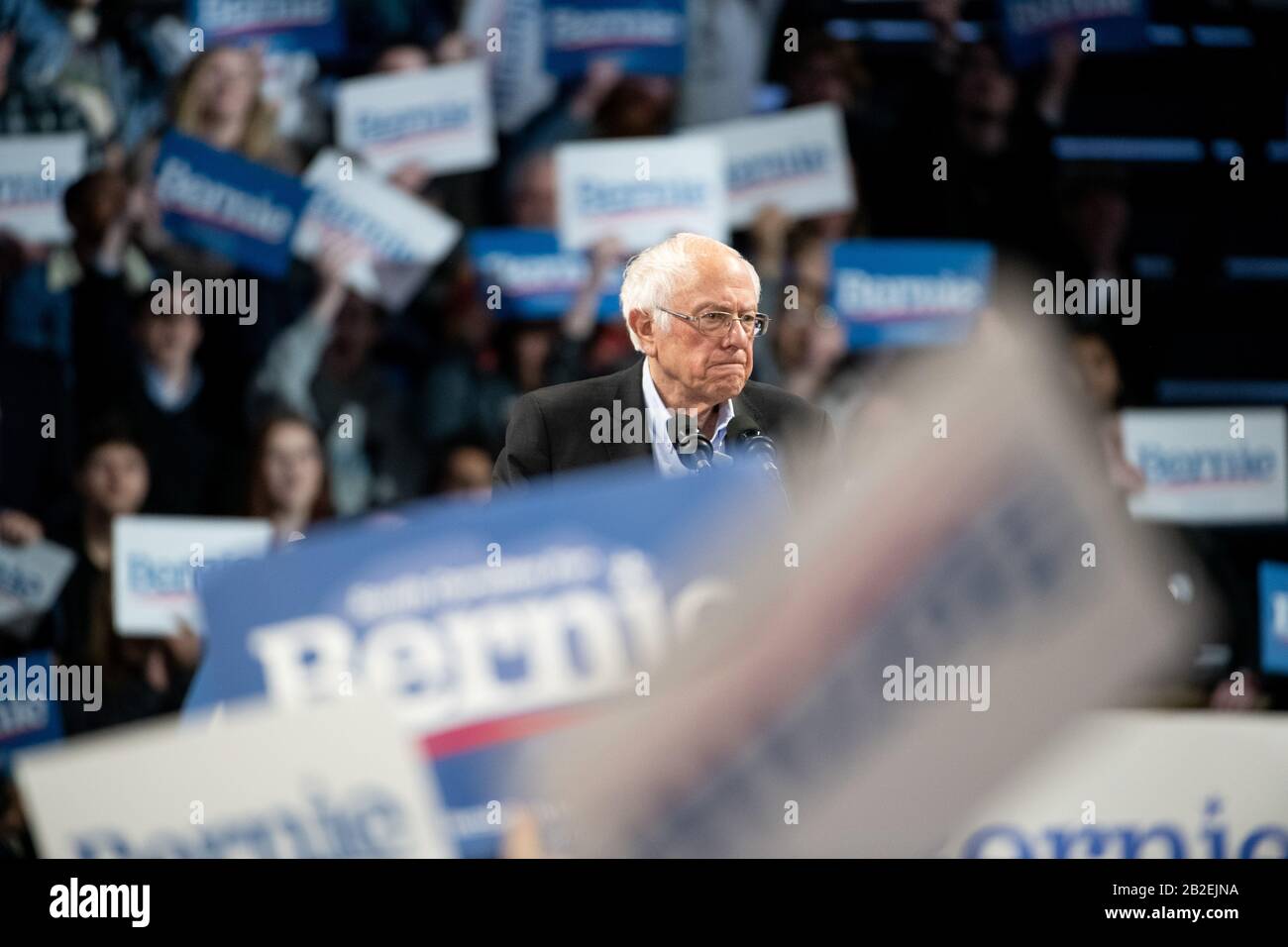 Der demokratische Präsidentschaftskandidat Bernie Sanders bei einer Wahlkampfveranstaltung am Wofford College in South Carolina. Stockfoto