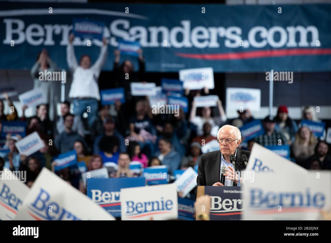 Der demokratische Präsidentschaftskandidat Bernie Sanders bei einer Wahlkampfveranstaltung am Wofford College in South Carolina. Stockfoto