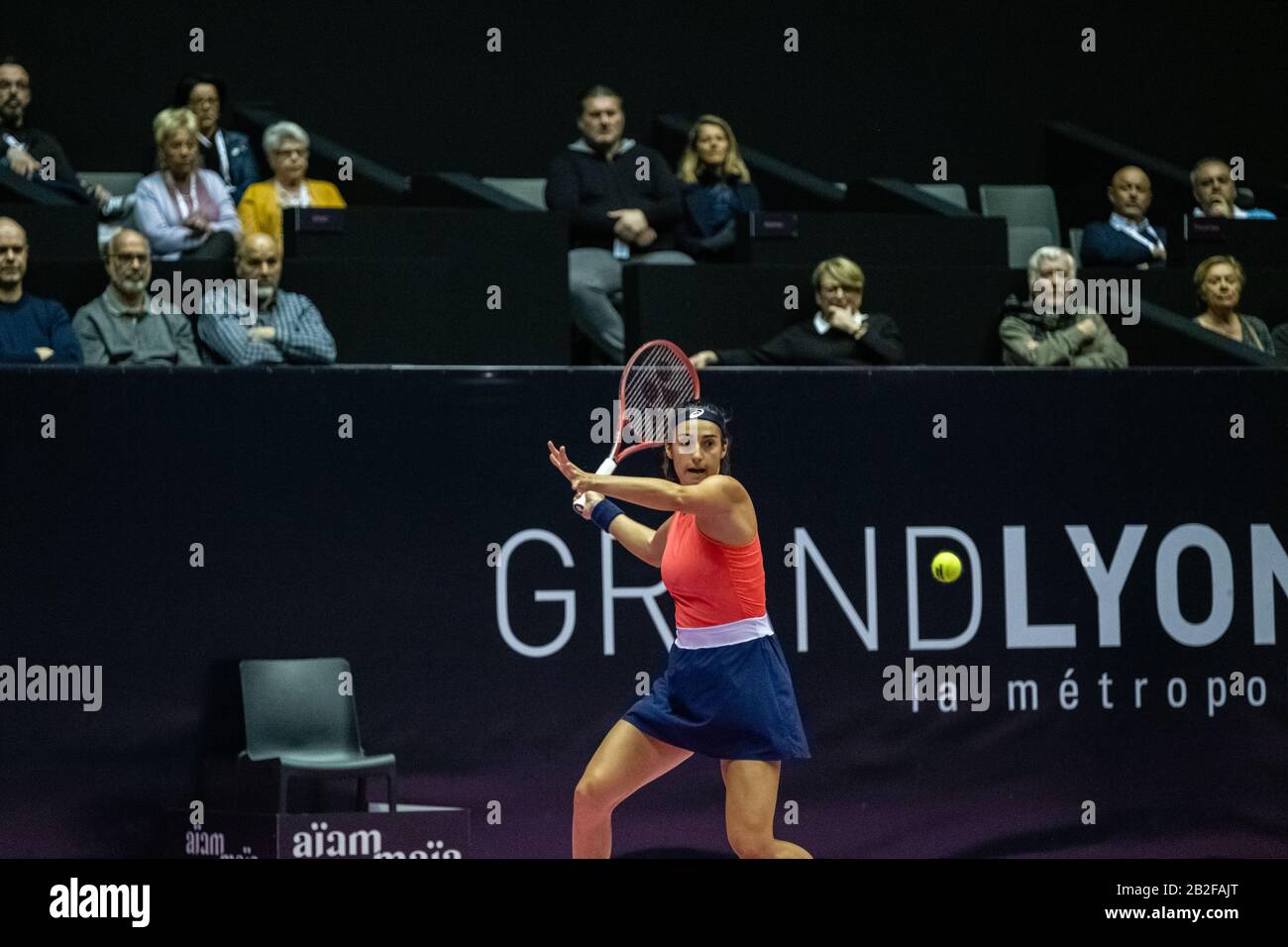 Am 02/03/2020, Gerland, Lyon, Auvergne-<unk> ône-Alpen, Frankreich. Erste Ausgabe des Damen-Tennisturniers "l'Open 6ème Sens" im Palais des Sports Stockfoto