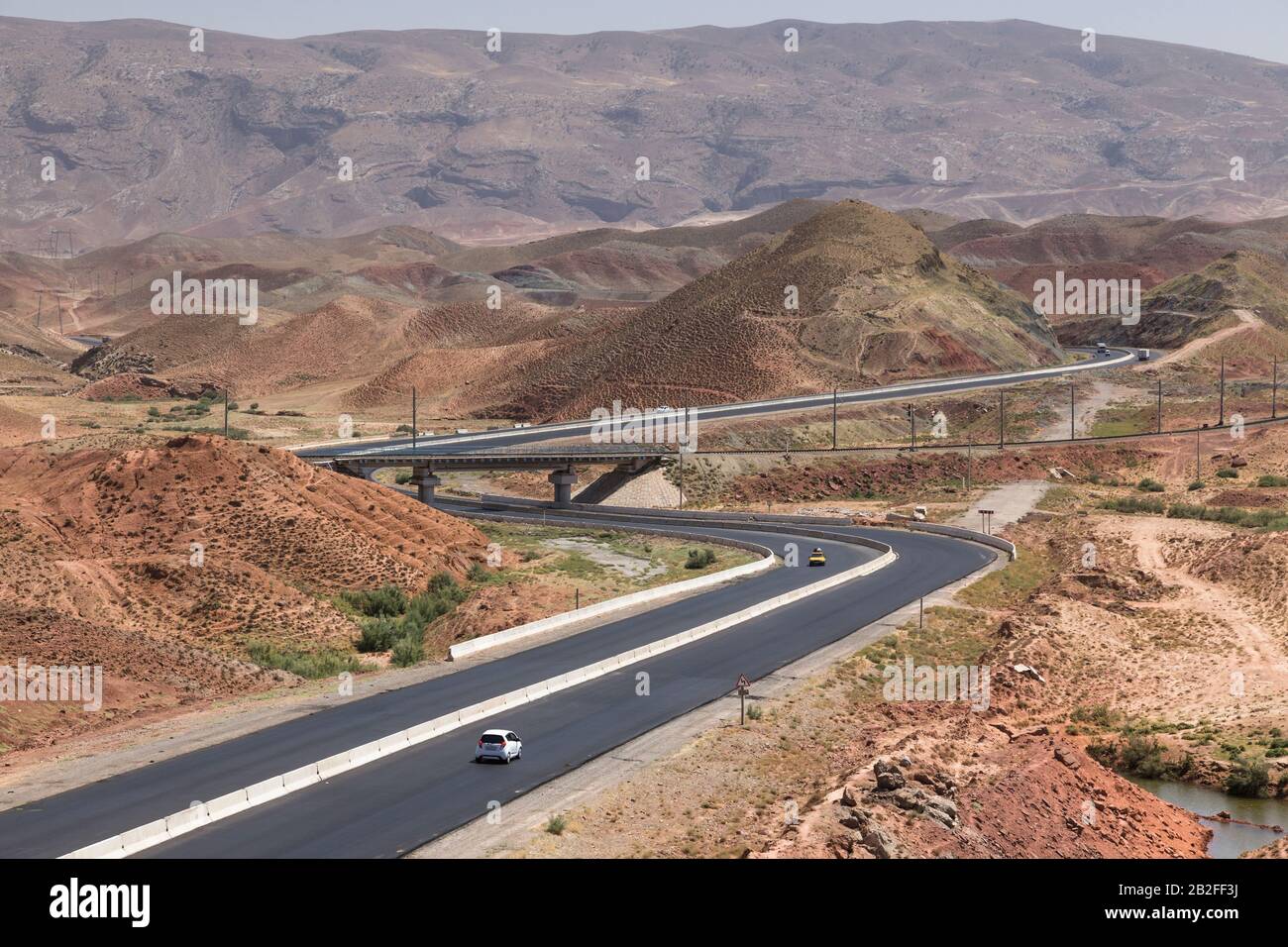 M39 Straße am Bergpass, Surxondaryo-Region, Usbekistan, Zentralasien, Asien Stockfoto