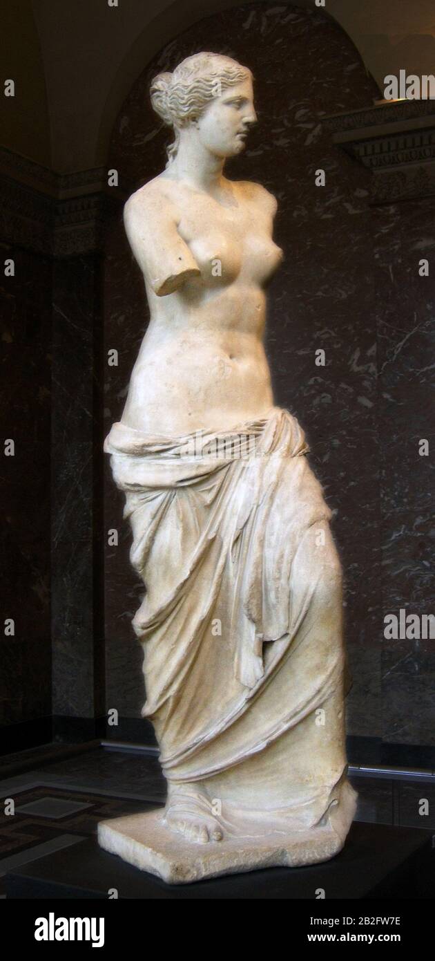 6552. Aphrodite, die griechische Liebesgöttin, Schönheit, Vergnügen und  Leidenschaft. 2. Gang BC. Statue Stockfotografie - Alamy