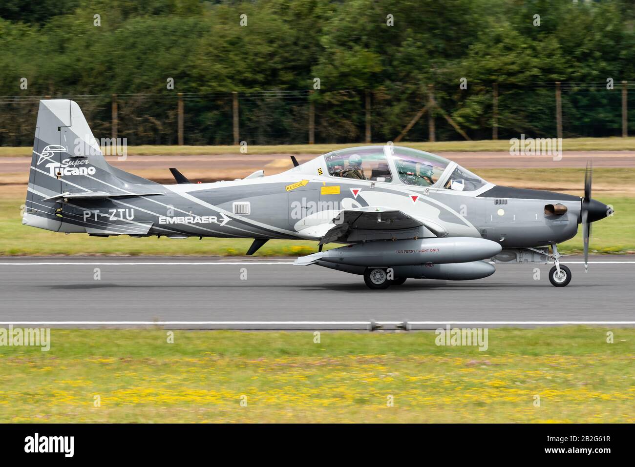 Das brasilianische Turboprop-Leichtflugzeug Embraer EMB 314 Super Tucano wurde von Embraer entworfen und gebaut. Stockfoto