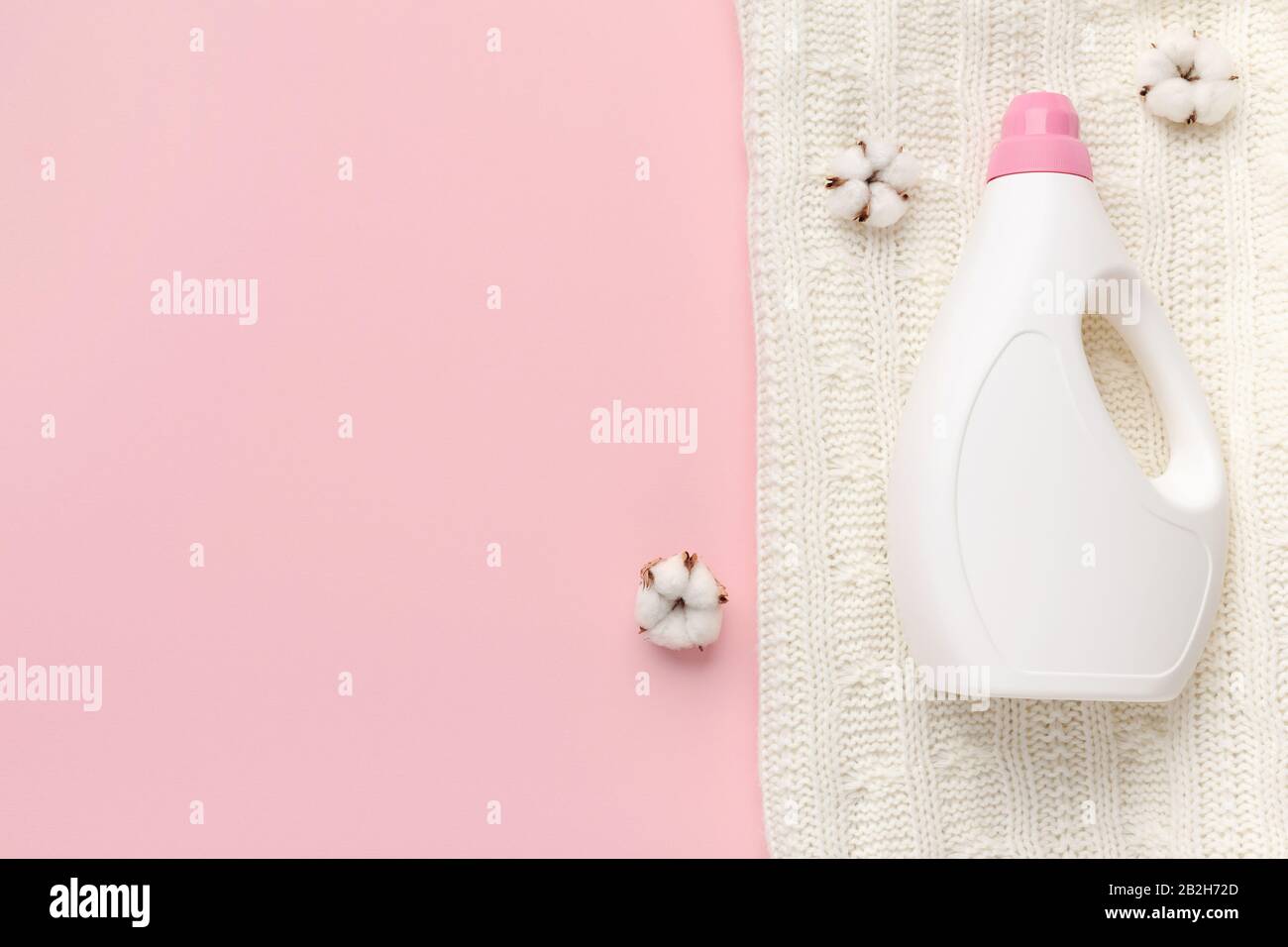 Bioplastische Flasche mit hypoallergenem Spülmittel Stockfoto