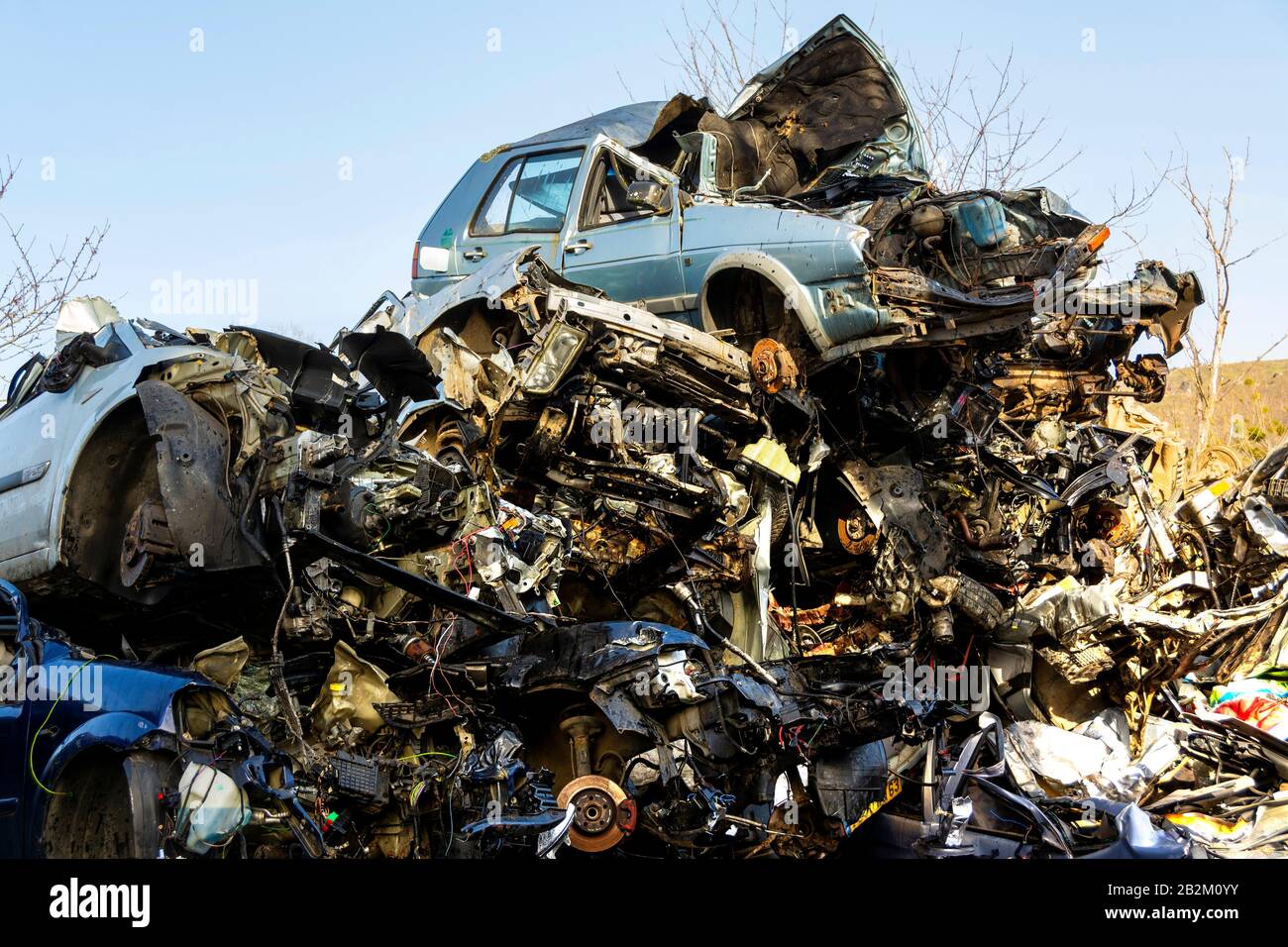 Auto Schrottplatz. Frankreich Stockfoto