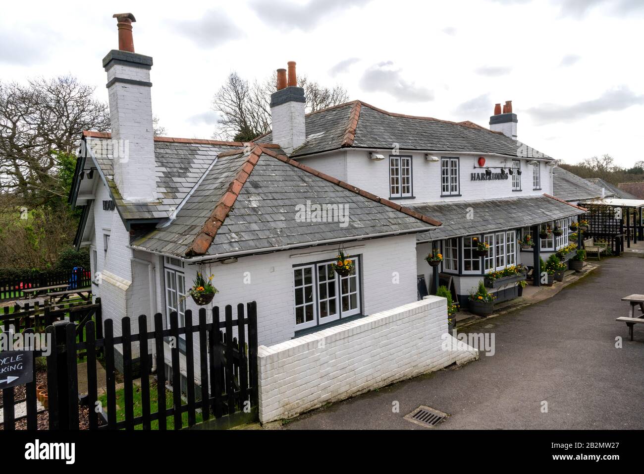 Hare and Hounds a Hall & Woodhouse Public House, Durnstown, Sway, New Forest, Brockenhurst, Hampshire, England, Großbritannien Stockfoto