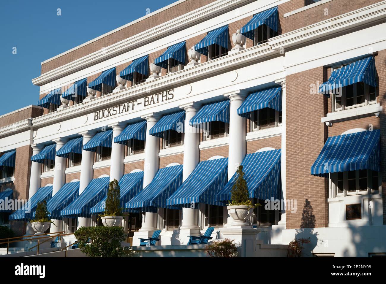 Buckstaff Baths on Bathhouse Row in Hot Springs, Arkansas, USA. Elegante Badehausarchitektur im Hot Springs National Park. Stockfoto