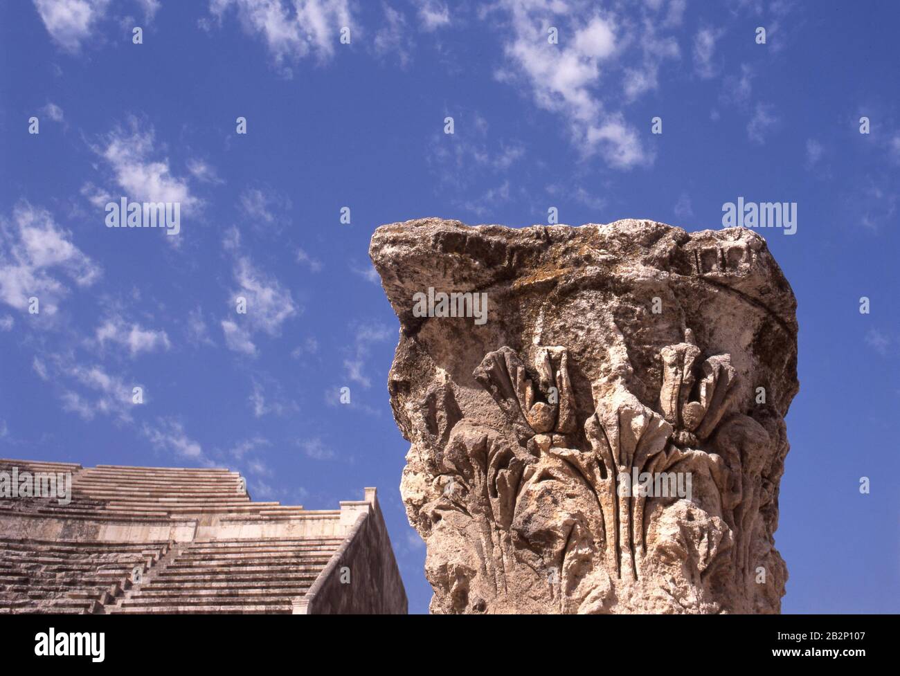 Details des römischen Theaters in Amman. Das prächtig restaurierte Theater ist das offensichtlichste und beeindruckendste Überbleibsel des römischen Philadelphia und ist das hohe Stockfoto