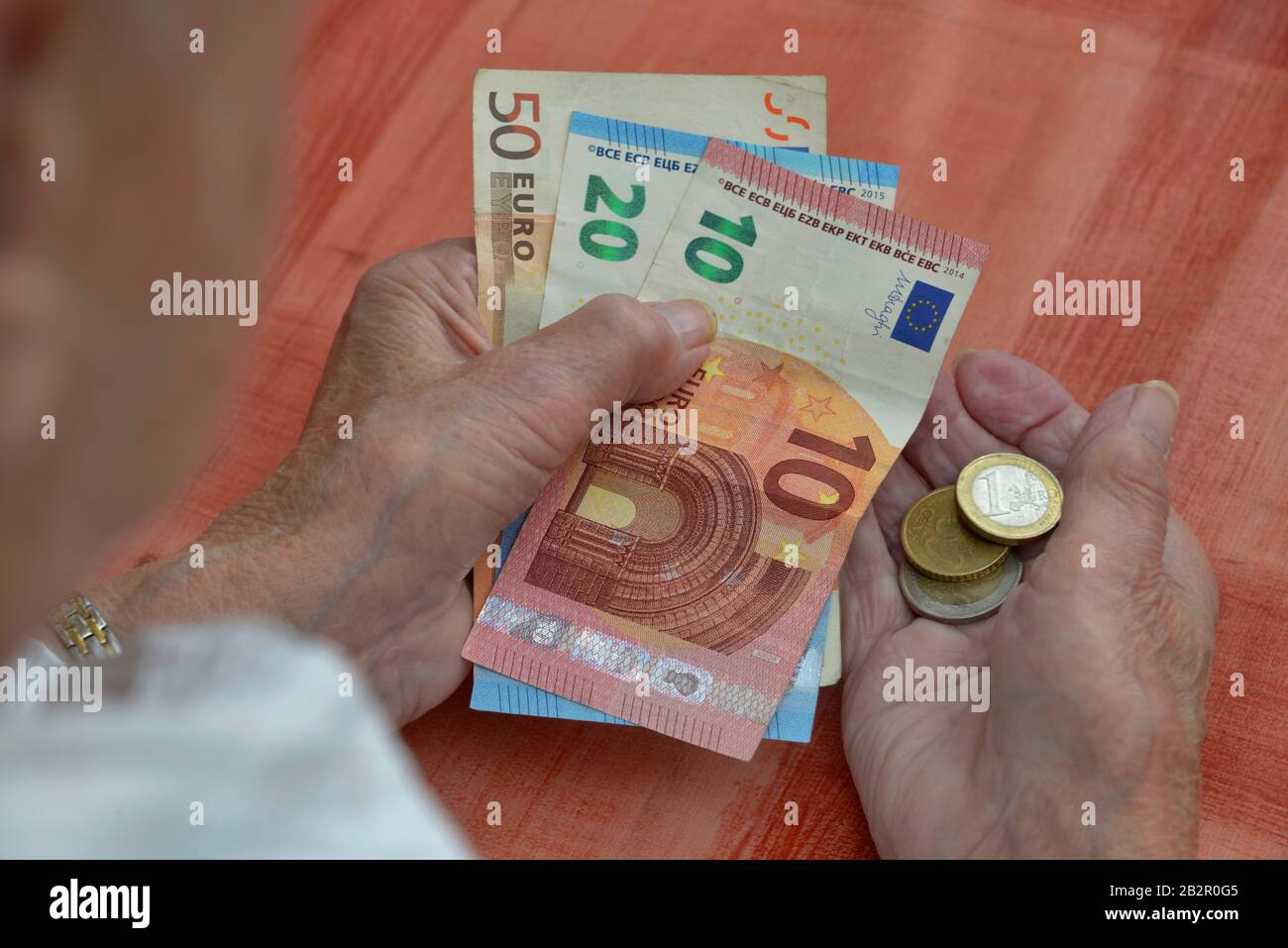 Frau, Haende, Geld Stockfoto