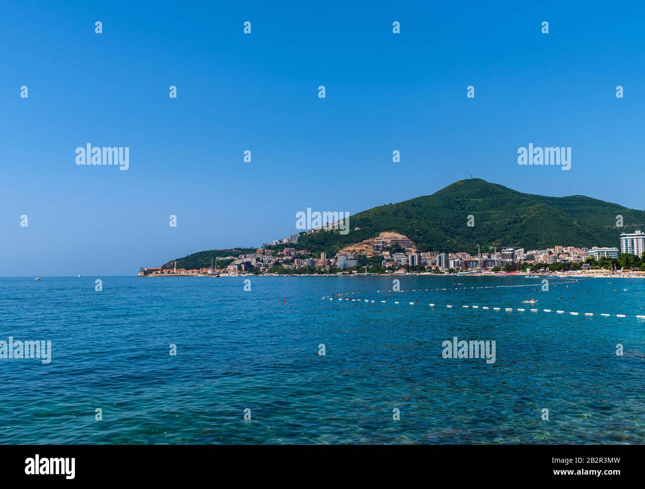 Budva, Montenegro - Juni 12. 2019. Budva - EIN beliebter Ferienort an der Adria Stockfoto