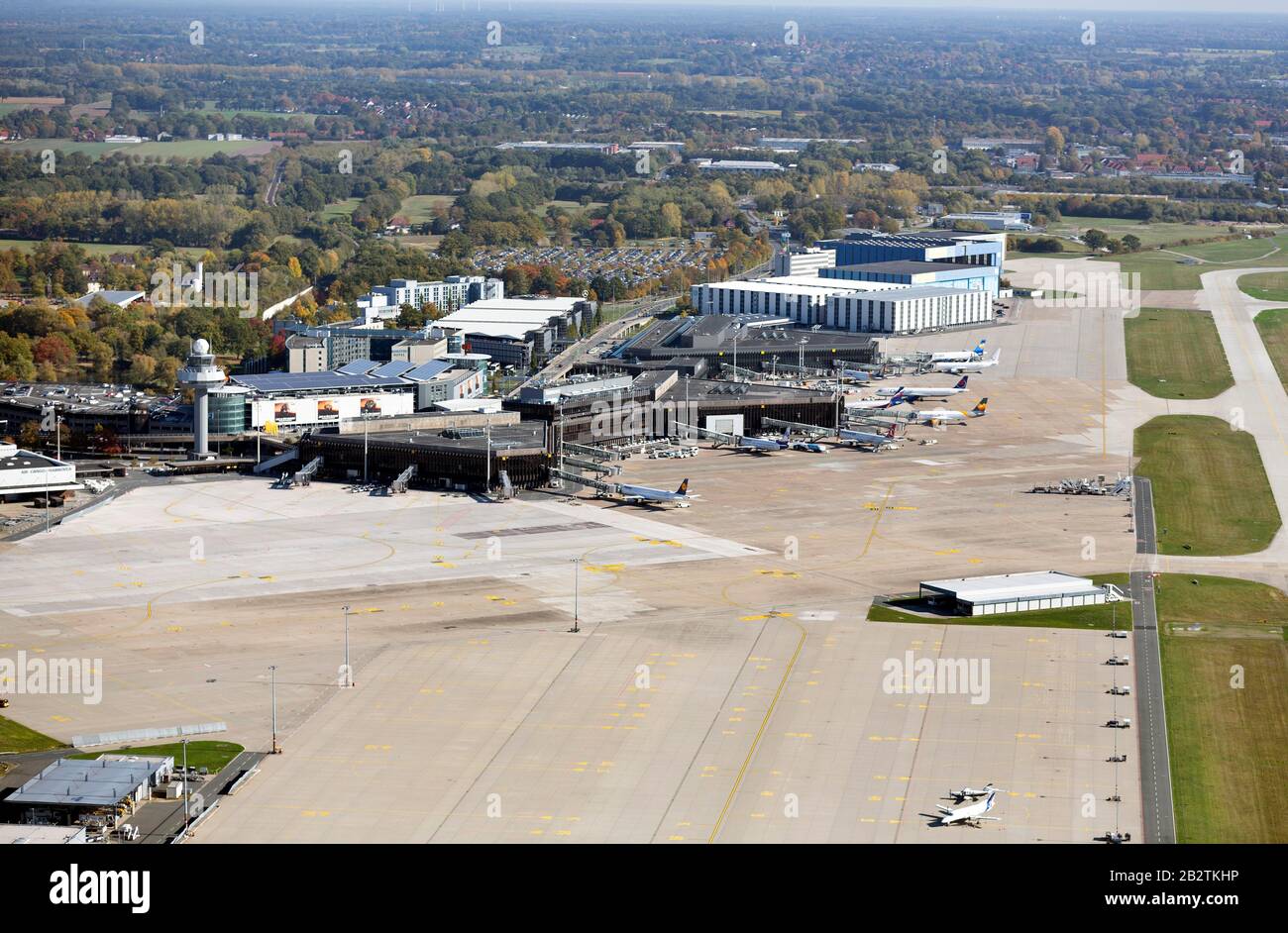 Flughafen Hannover, Terminal, Terminalgebäude, Vorfeld, Langenhagen, Niedersachsen, Deutschland Stockfoto