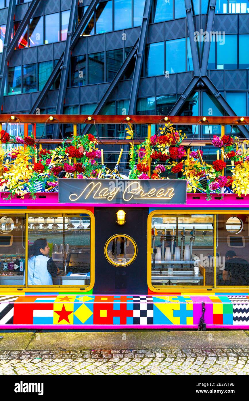 Darcie & May Green Café-Restaurant auf einem Barge in Paddington, London, Großbritannien Stockfoto