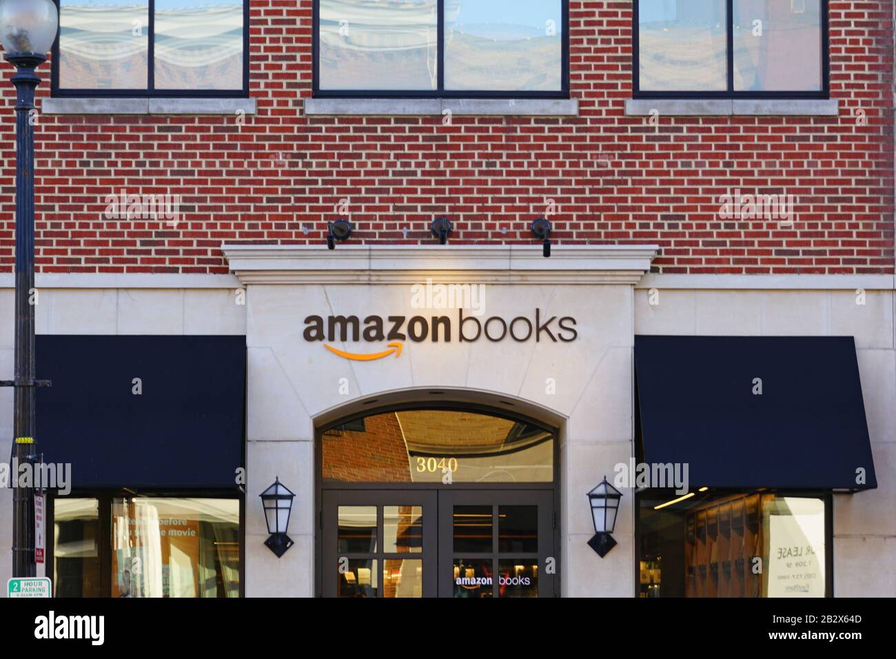 Georgetown, DC 21 FEB 2020 - Ansicht eines Amazon Books Backstein- und Mörsereinzelhandels in Georgetown, Washington, DC. Stockfoto