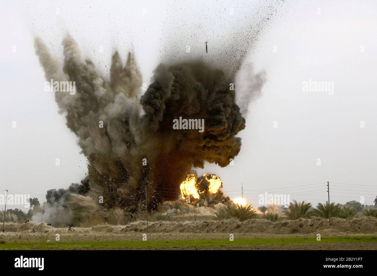 GBU-38-Munitionsexplosionen im Irak. Stockfoto