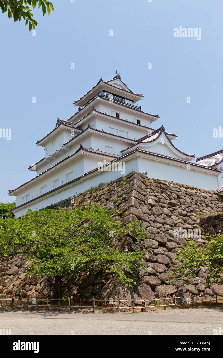 Hauptkeep der Burg Aizu-Wakamatsu (Tsuruga-Jo), Japan. Schloss wurde 1384 von Ashina Naomori gegründet, im Jahr 1874 abgerissen und 1965 rekonstruiert Stockfoto