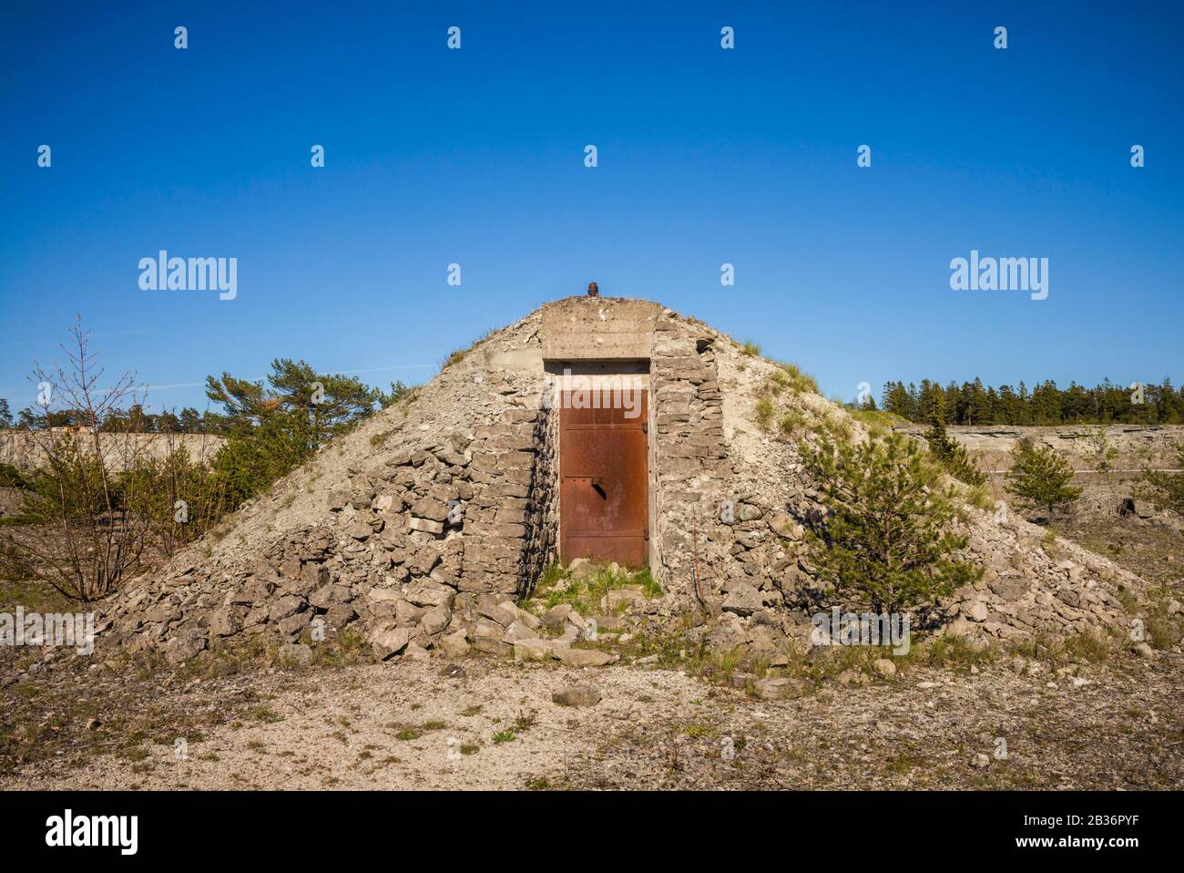 Schweden, Gotland Island, Bungenas, ehemalige Kreidemine und Militärbasis, jetzt ein exklusiver Ferienbau und Naturreservat, ehemaliger Militärbunker Stockfoto