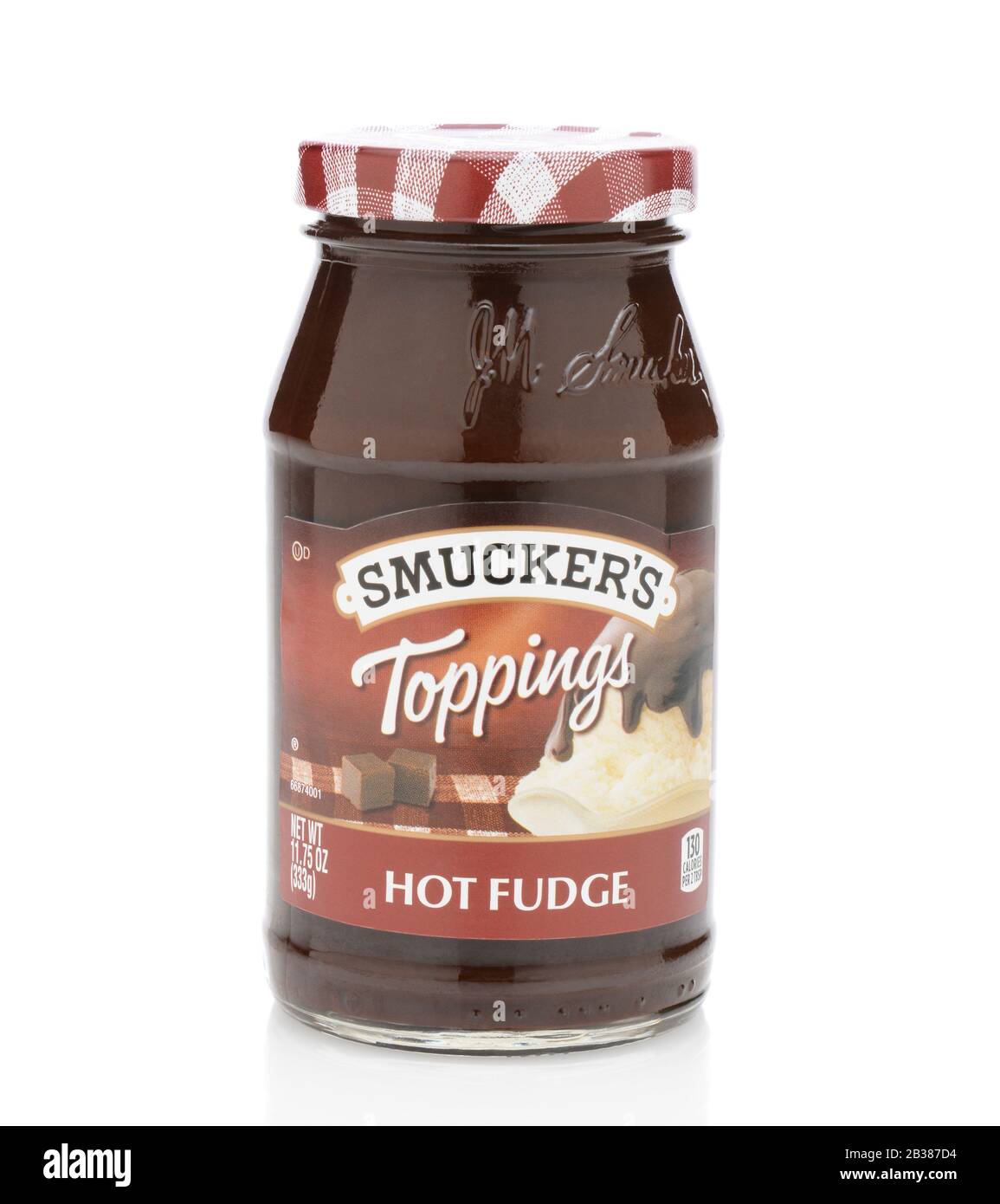 Irvine, CA - 12. SEPTEMBER 2014: Smucker's Hot Fudge Topping. Smucker's wurde im Jahr 1897 gegründet und produziert Obstaufstriche, Eiscreme, Getränke, sh Stockfoto