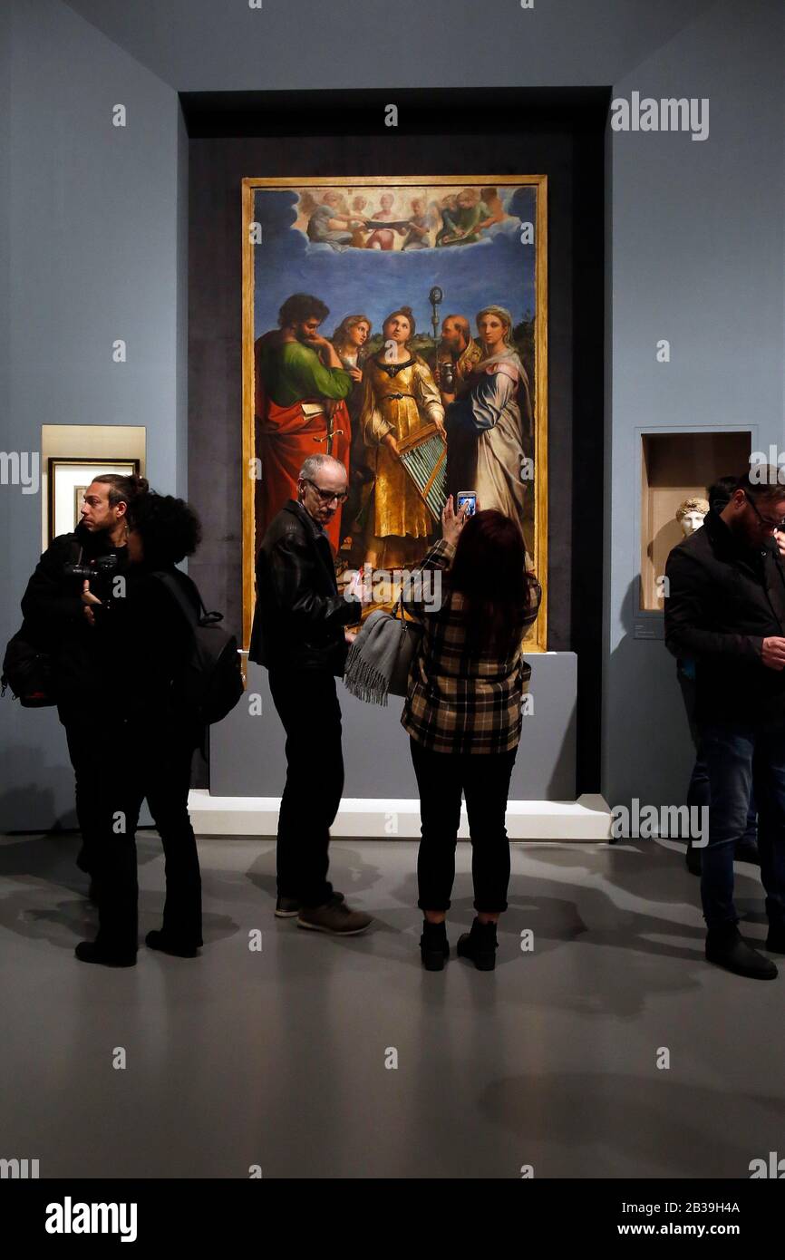 Roma, Italien. März 2020. Die Ekstase der Heiligen Cecilia. Estasi di Santa Cecilia Rom 4. März 2020. Quirinalställe. Ausstellung "Raffaello 1520-1483". Foto Samantha Zucchi Insidefoto Credit: Insidefoto srl/Alamy Live News Stockfoto