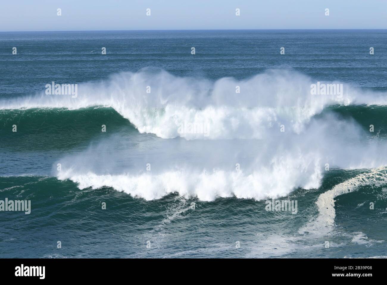 Große Meereswelle. Starke Welle Stockfoto