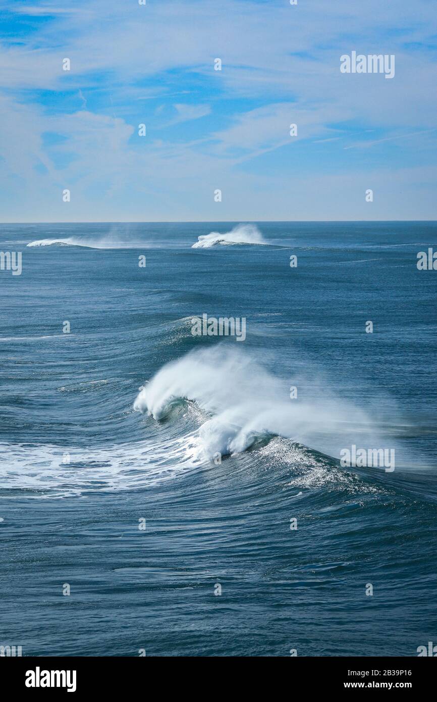 Große Meereswelle. Starke Welle Stockfoto