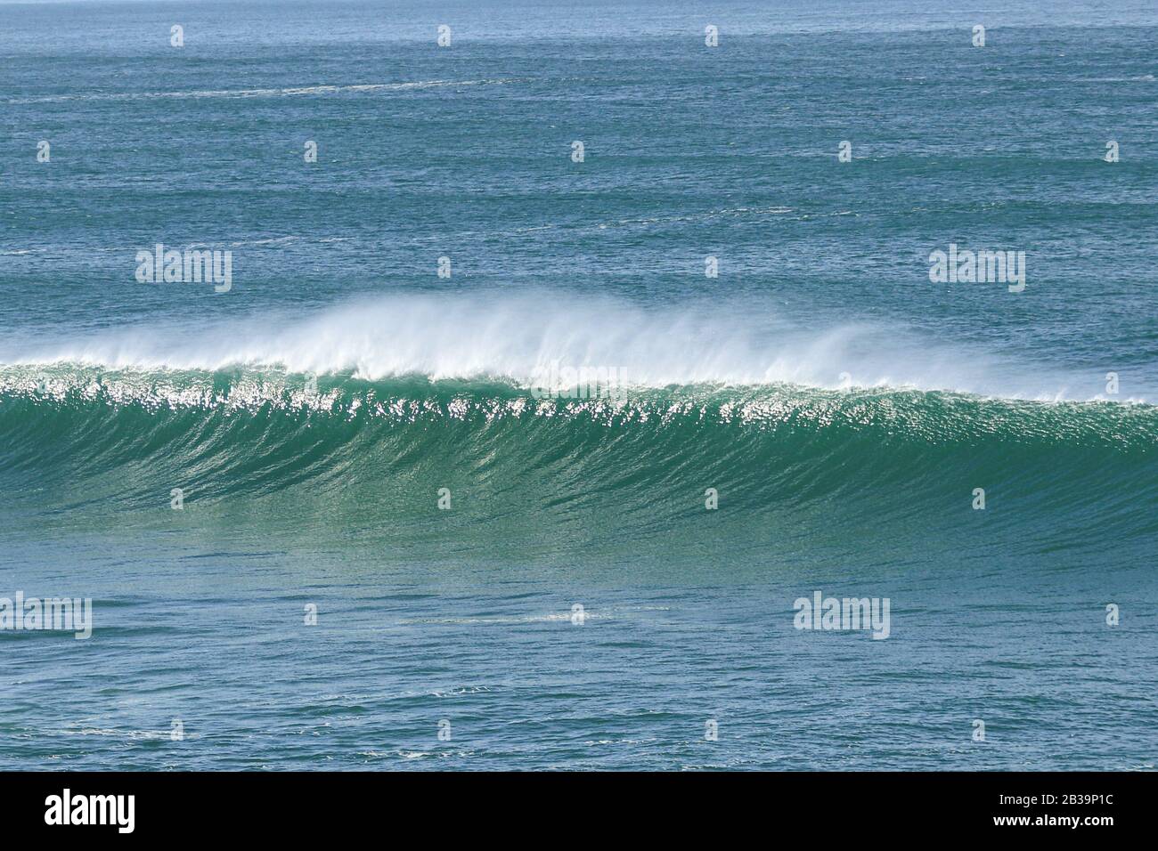 Große Meereswelle. Starke Welle Stockfoto