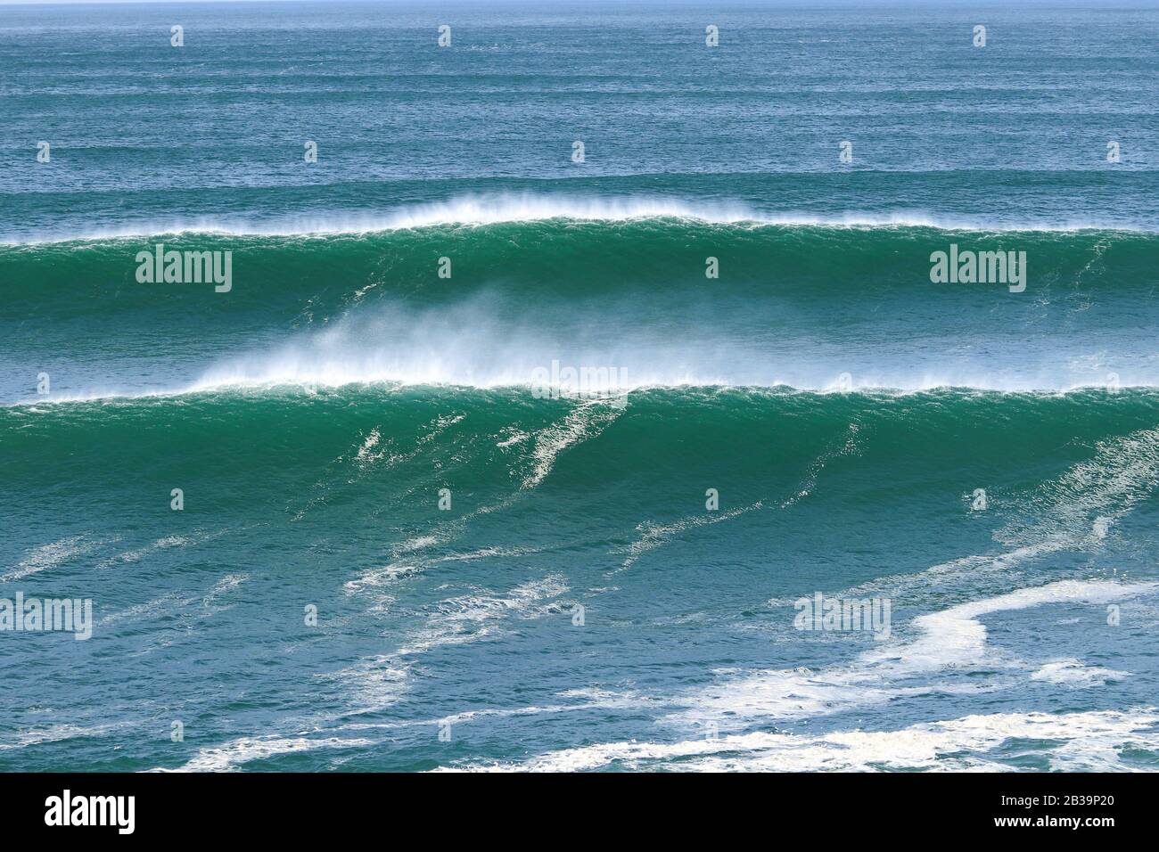 Große Meereswelle. Starke Welle Stockfoto