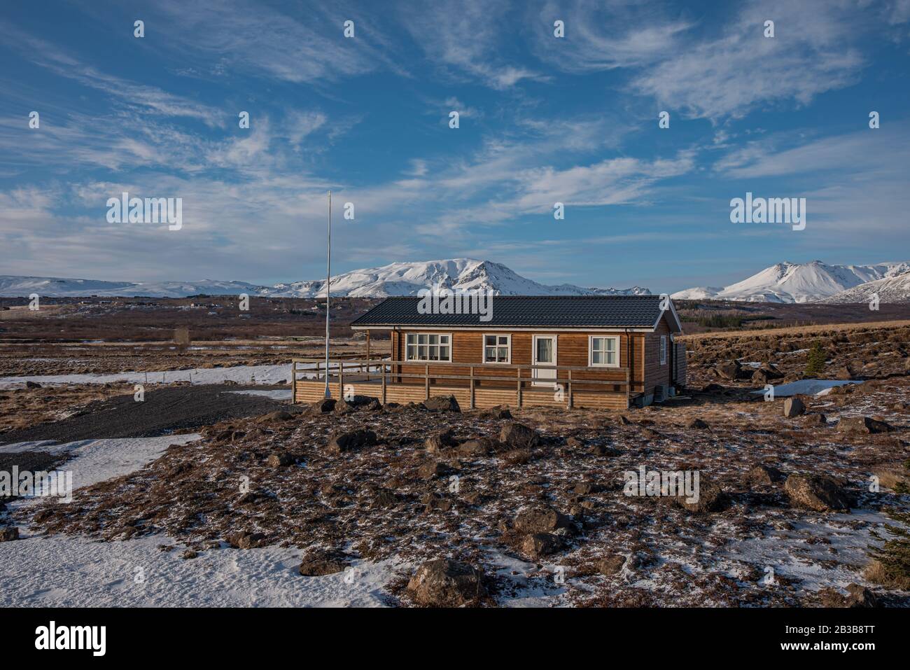 Einsames Haus auf der Insel Island Stockfoto