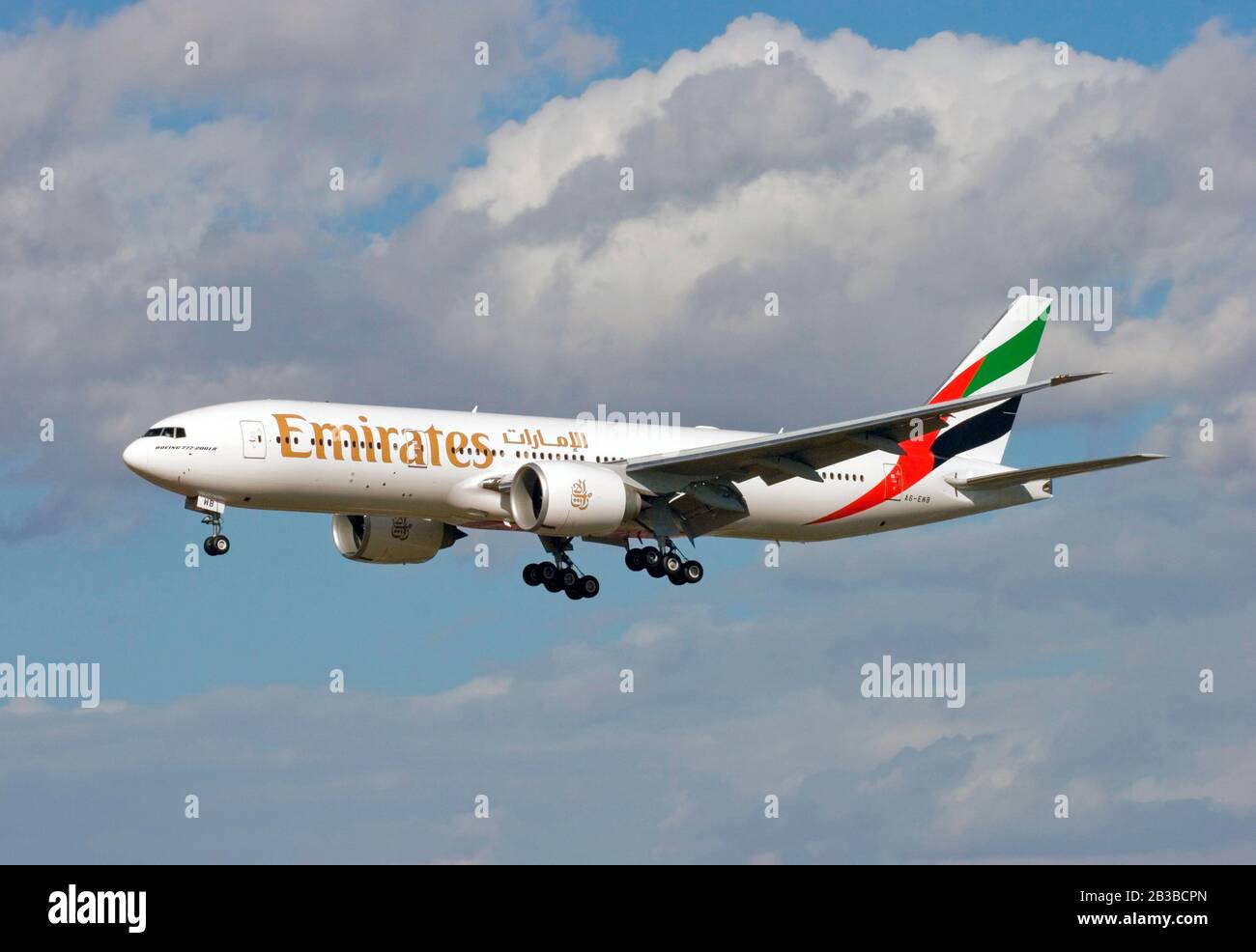 A6-EWB Emirates Boeing 777-21H(LR) Landung in London Heathrow am 24. September 2007. Stockfoto