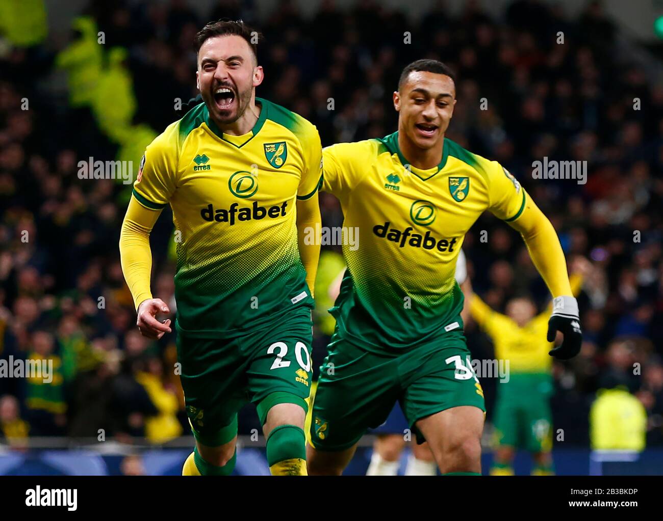 London, Großbritannien. März 2020. Josip Drmic von Norwich City feiert am 04. März 2020 im Tottenham Hotspur Stadium in London, England, sein Torverhältnis während des Fünften Runden Matches des Emirates FA Cup zwischen Tottenham Hotspur und Norwich City. Credit: Action Foto Sport/Alamy Live News Stockfoto