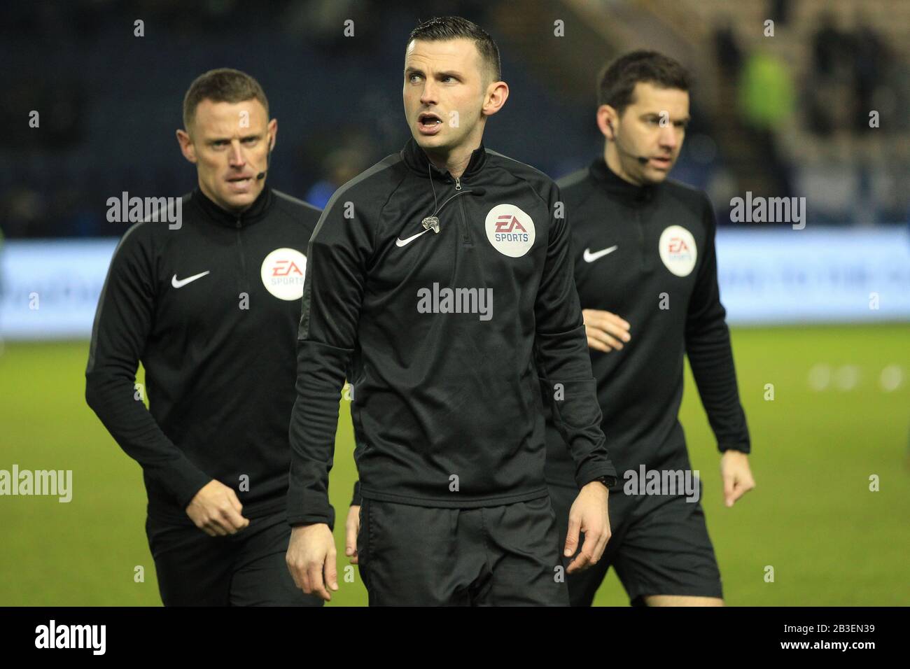 Sheffield, ENGLAND - 4. MÄRZ Michael Oliver während des FA Cup Fifth Road Matches zwischen Sheffield Wednesday und Manchester City in Hillsborough, Sheffield am Mittwoch, 4. März 2020. (Credit: Mark Fletcher/MI News) Foto darf nur für redaktionelle Zwecke in Zeitungen und/oder Zeitschriften verwendet werden, Lizenz für kommerzielle Nutzung erforderlich Credit: MI News & Sport /Alamy Live News Stockfoto