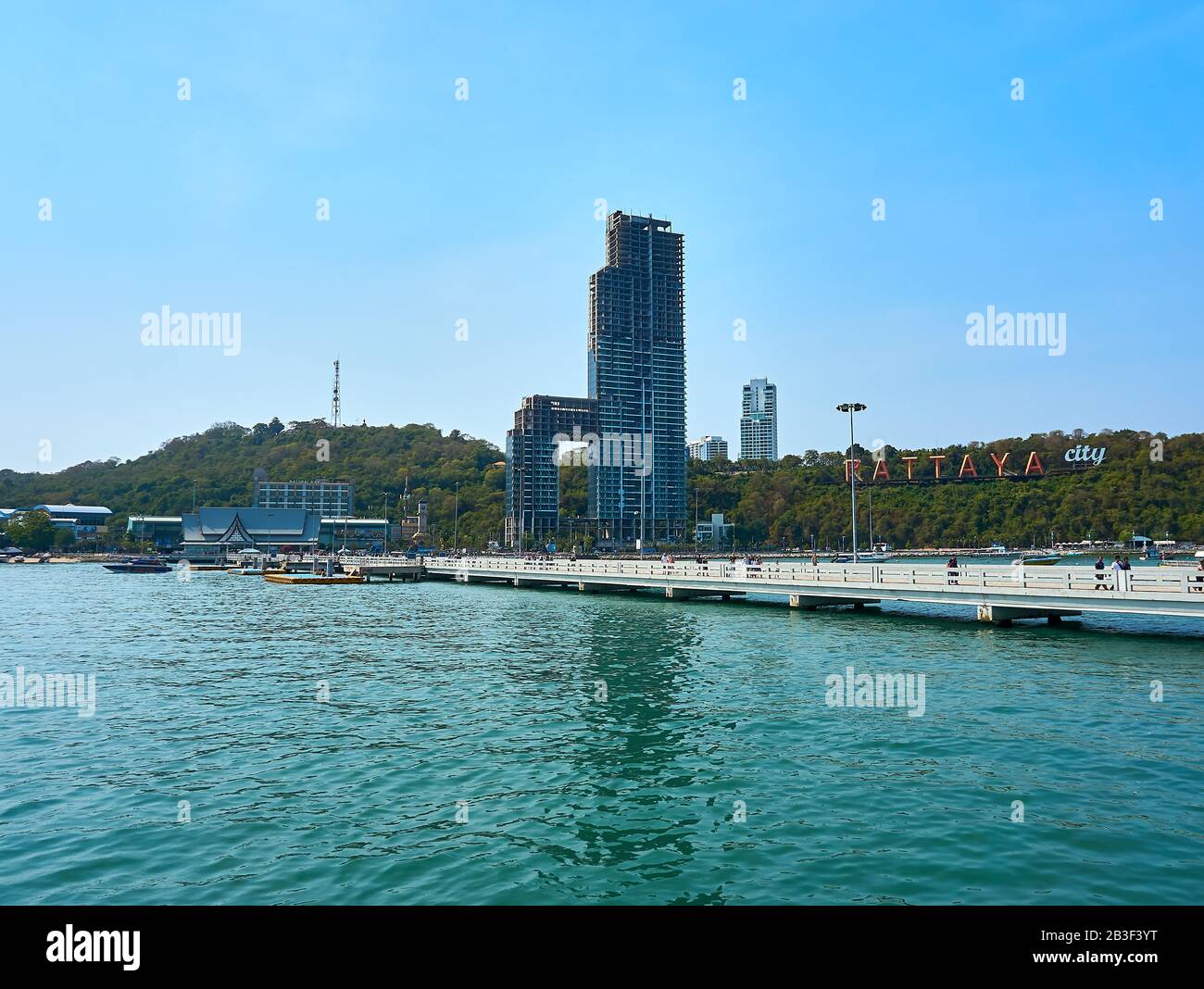 Pattaya, Thailand - Januar.24.2020: Luftbild der Stadt Pattaya auf dem Berg, Pattaya Thailand Stockfoto