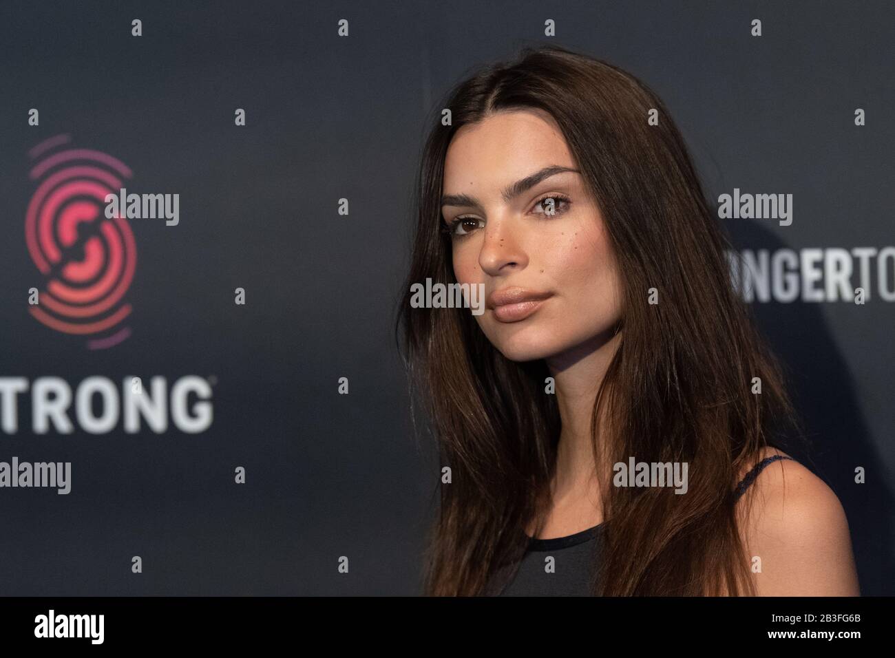 New YORK, NEW YORK - 04. MÄRZ: Emily Ratajkowski nimmt am 4. März 2020 in New York City AN der VERANSTALTUNG "STRONGE by Zumba" im Terminal 5. Stockfoto