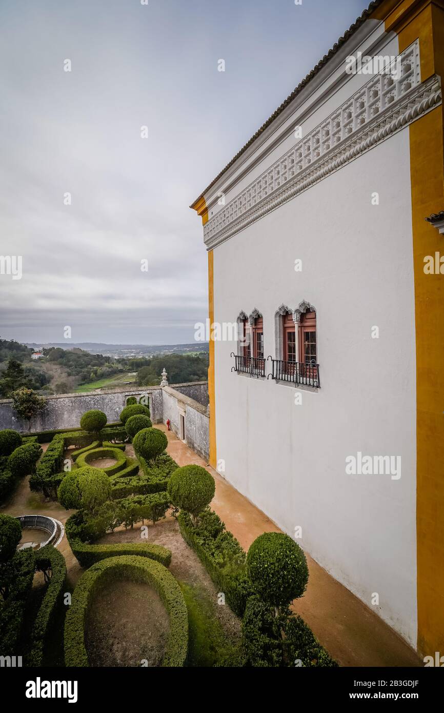 Sintra National Palace, auch Palast von Sintra und Stadtpalast genannt, ist ein ehemaliger, mittelalterlichen Königspalast und aktueller historischer Musem im Stockfoto