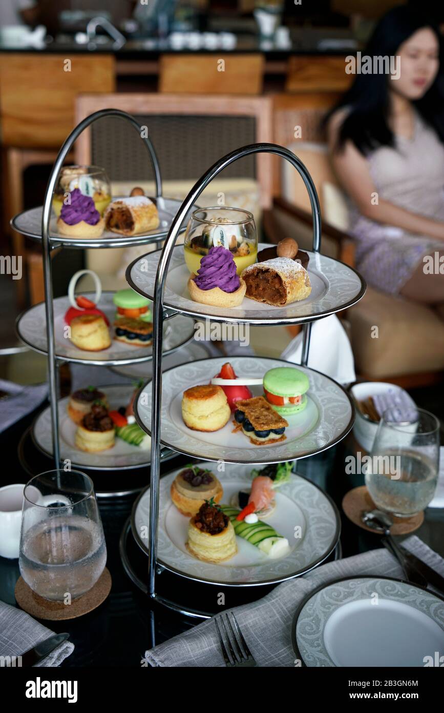 High Tea serviert im Ritz-Carlton Bali.Nusa Dua.Indonesia Stockfoto