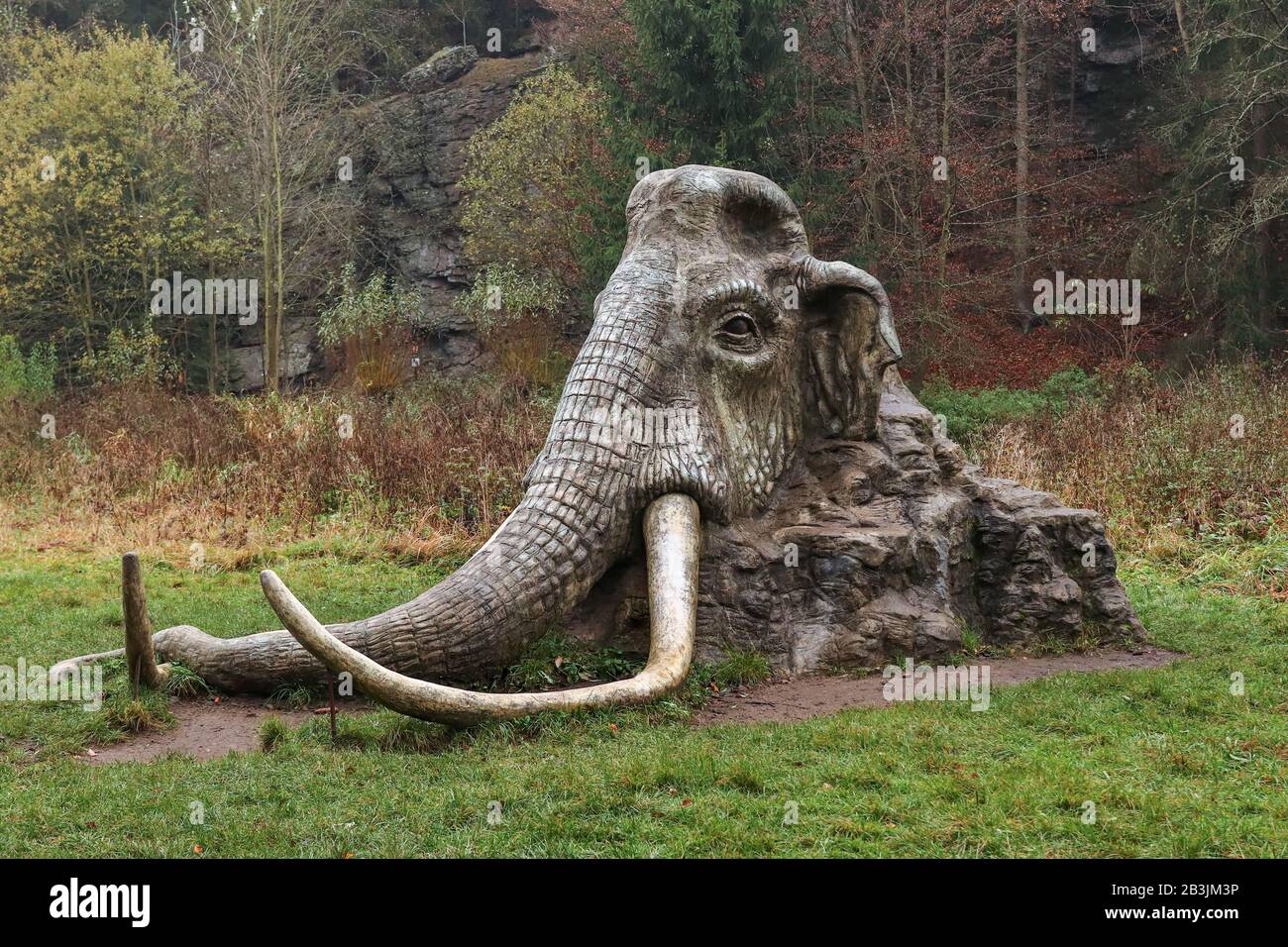 Mammutdenkmal in der Landschaft, Sazava, Bezirk Zdar nad Sazavou, Region Vysocina, Tschechien Stockfoto