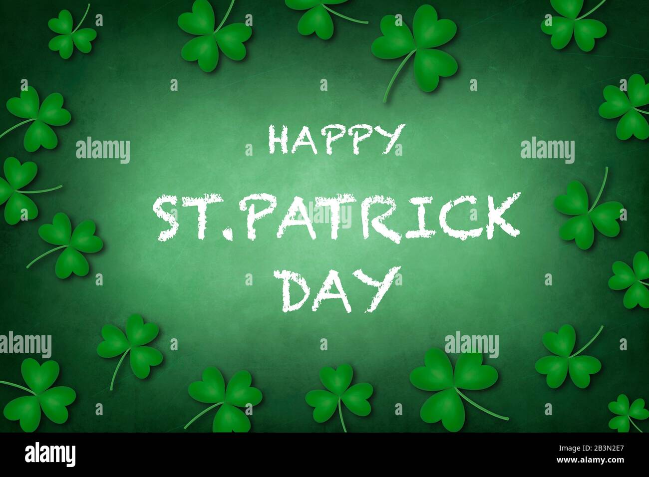 Shamrocks auf grünem Weingrund ein Symbol des St. Patricks Day. Banner mit Rand von Shamrocks. Strukturiertes Muster Stockfoto