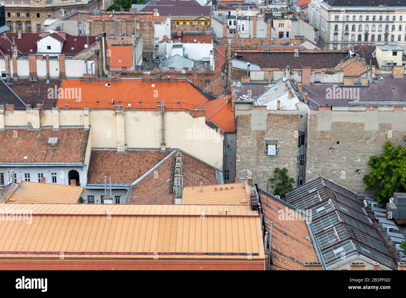 Luftbild Dächer Wohngebiet in Budapest, Ungarn Stockfoto