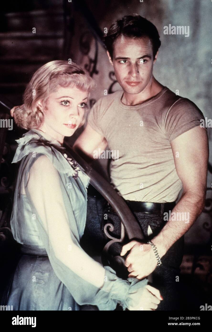 Marlon Brando mit Kim Hunter EINE Straßenbahn Namens Desire 1951 Stockfoto