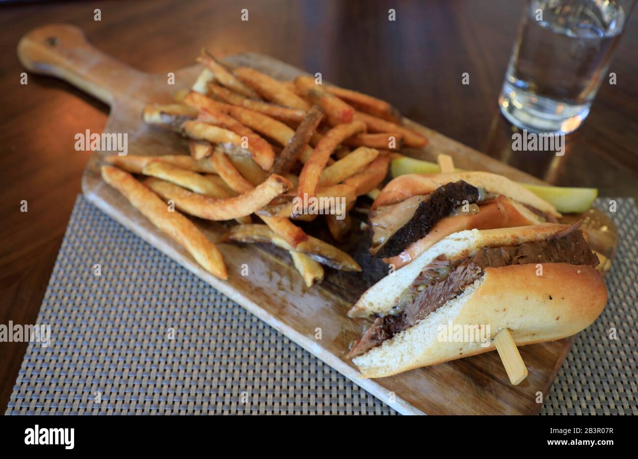 Roastbeef Sandwich serviert in Bottle & Bond Küche und Bar das neue amerikanische Stil Restaurant und Bar in Bardstown Bourbon Company.Bardstown.Kentucky.U Stockfoto