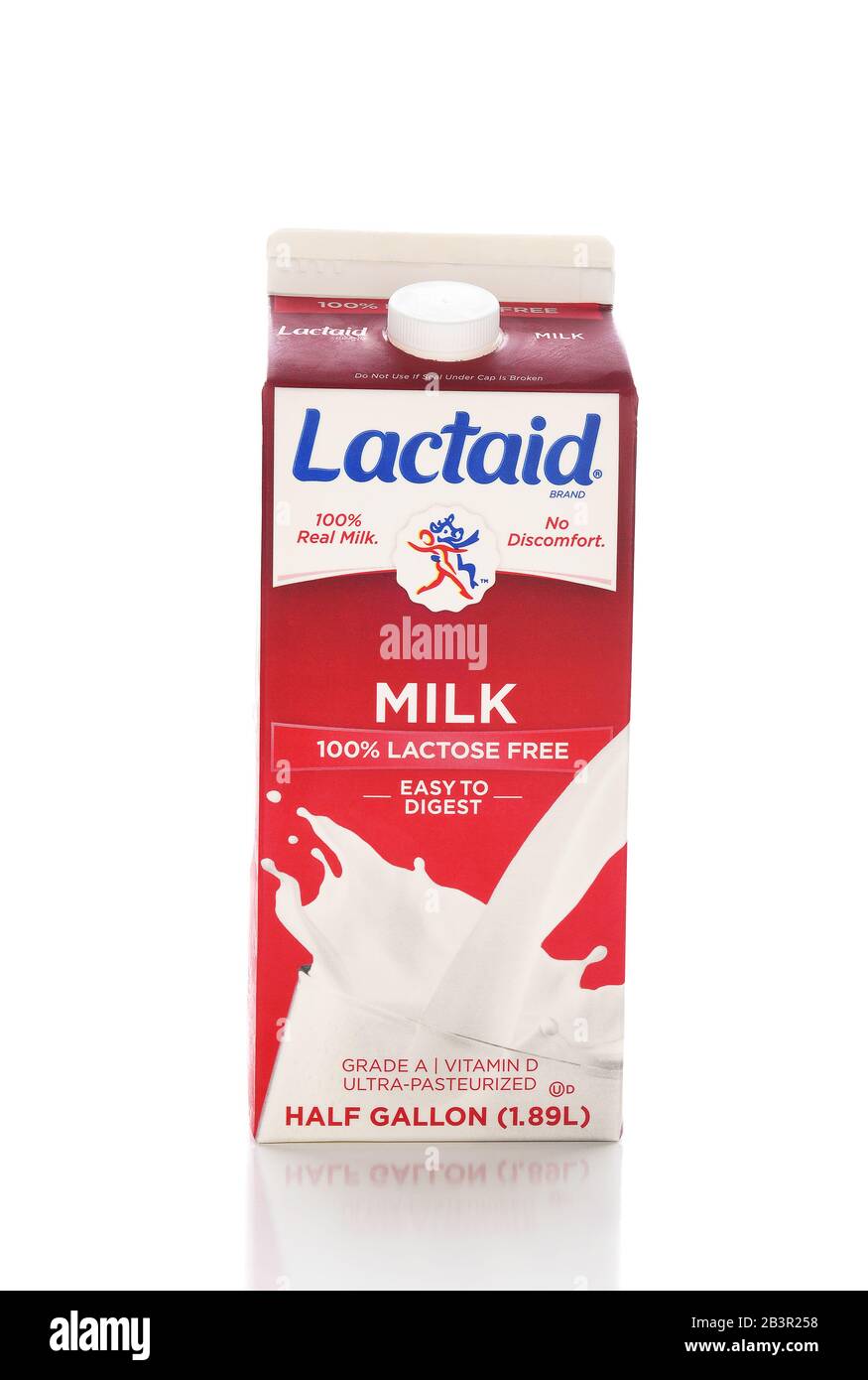 Irvine, KALIFORNIEN - 16. NOVEMBER 2016: Ein Karton mit einer halben Gallone Lactaid Lactose-freier Milch. Lactaid macht eine komplette Linie laktosefreier Milchprodukte TH Stockfoto