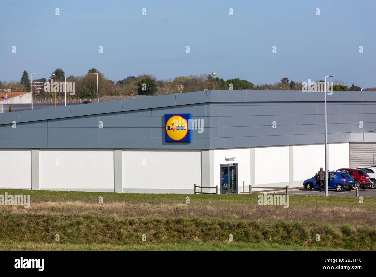 Lidl Plakatwand Stockfotos Und Bilder Kaufen Alamy