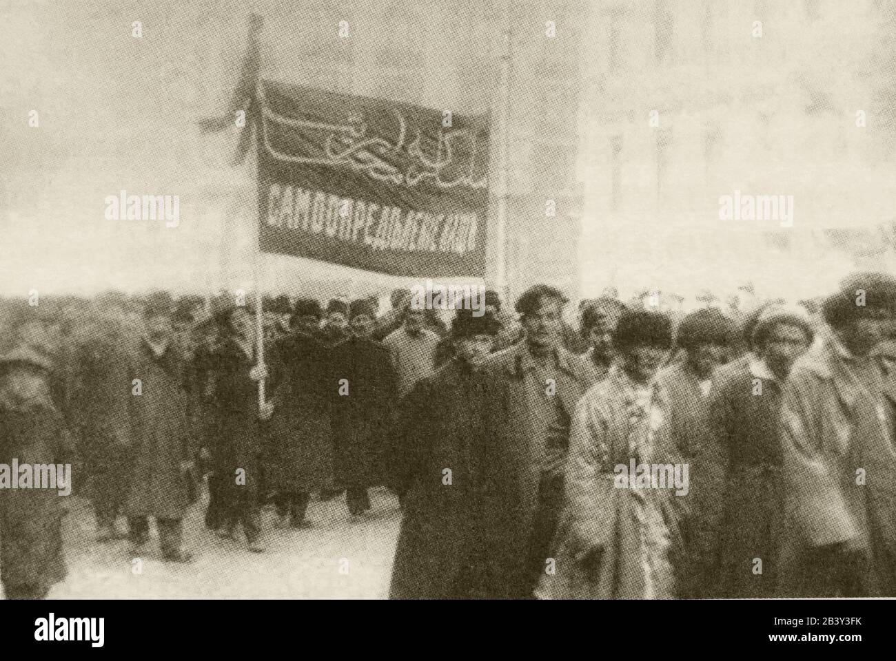 Mai 1917 in Petrograd an der Demonstration teilnehmende Muslime. Stockfoto