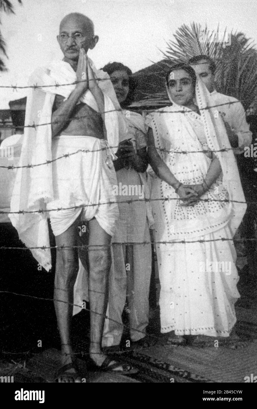 mahatma gandhi mit kasturba gandhi, Indien, Asien, 1921, alter Jahrgang 1900s Bild Stockfoto