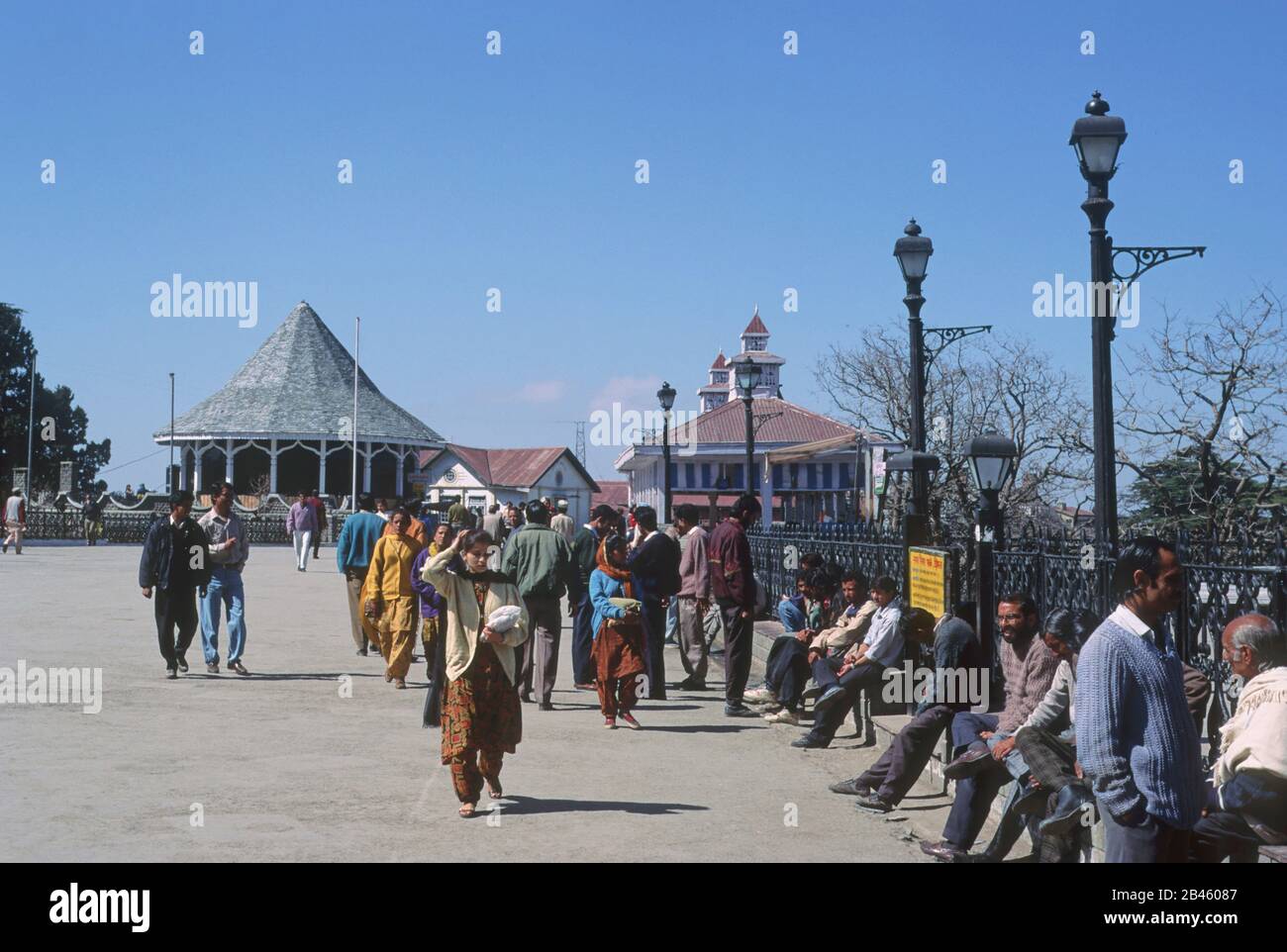 Mall Road, Hauptstraße, Fußgängerzone, Hill Station, Shimla, Himachal Pradesh, Indien, Asien Stockfoto