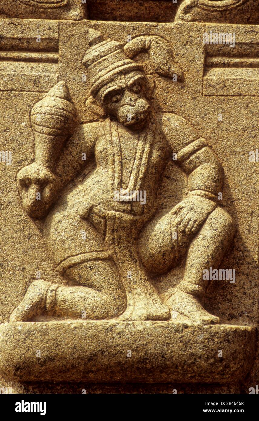 [Obrazek: lord-hanuman-monkey-god-steinstatue-schn...b4646r.jpg]