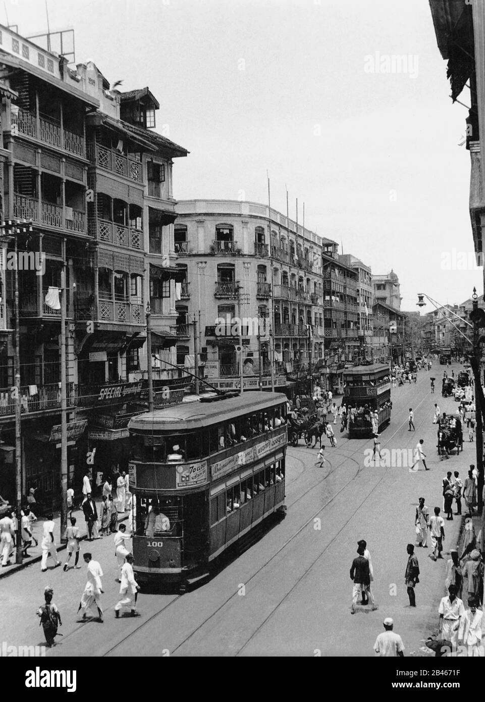 Tram, Pydhonie, Bombay, Mumbai, Maharashtra, Indien, Asien, 1952, alter Jahrgang 1900s Bild Stockfoto
