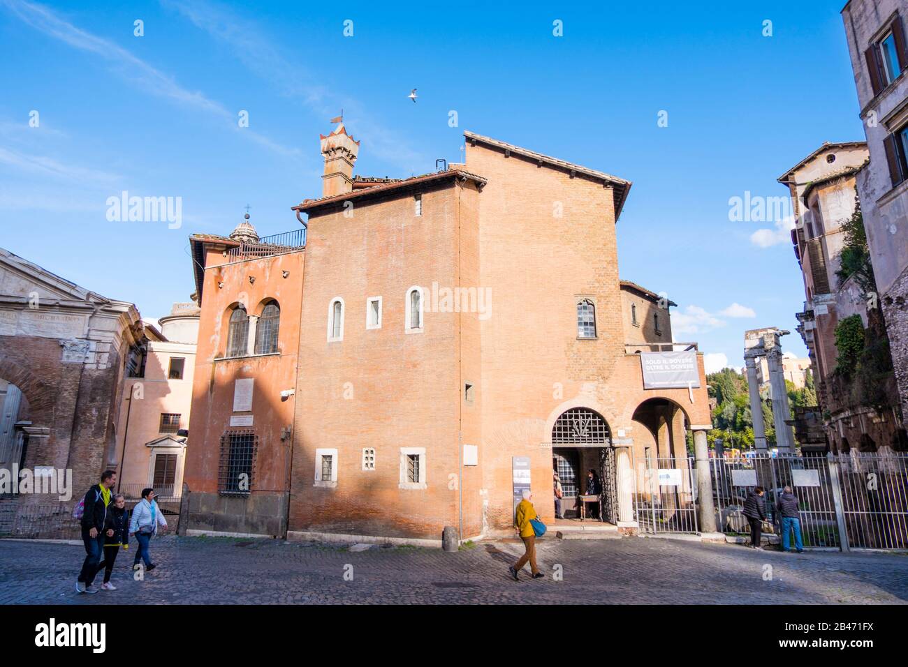 Eintritt, Templi di Apollo Sosiano e di Bellona, Portico d'Ottavia, Largo 16 Ottobre 1943, Rom, Italien Stockfoto