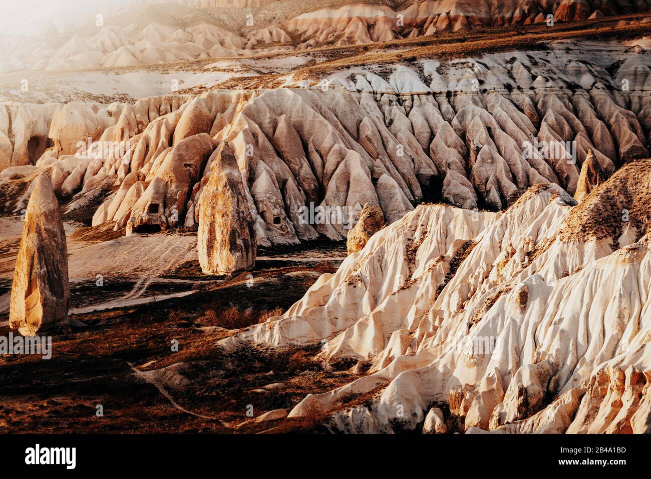 Red und Rose Valley bei Sonnenuntergang, Göreme, Kappadokien, Türkei. Pinnacles Stockfoto