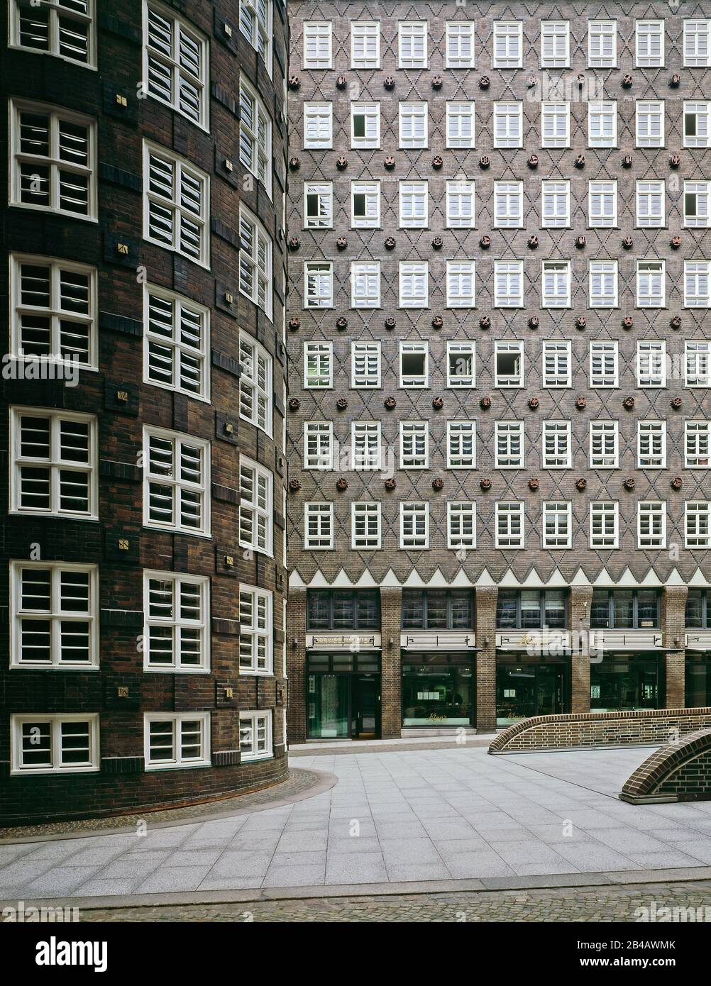 Hamburg, Kontorhaus SPRINKENHOF, errichtet 197-1930 von Fritz Höger sowie Hans und Oskar Gerson, Innenhof Stockfoto